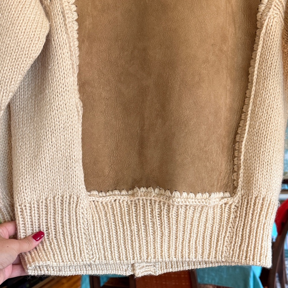 Vintage Cozy Tan and Cream Suede New Zealand Shearling Leather Women's Cardigan - Picture 14 of 16